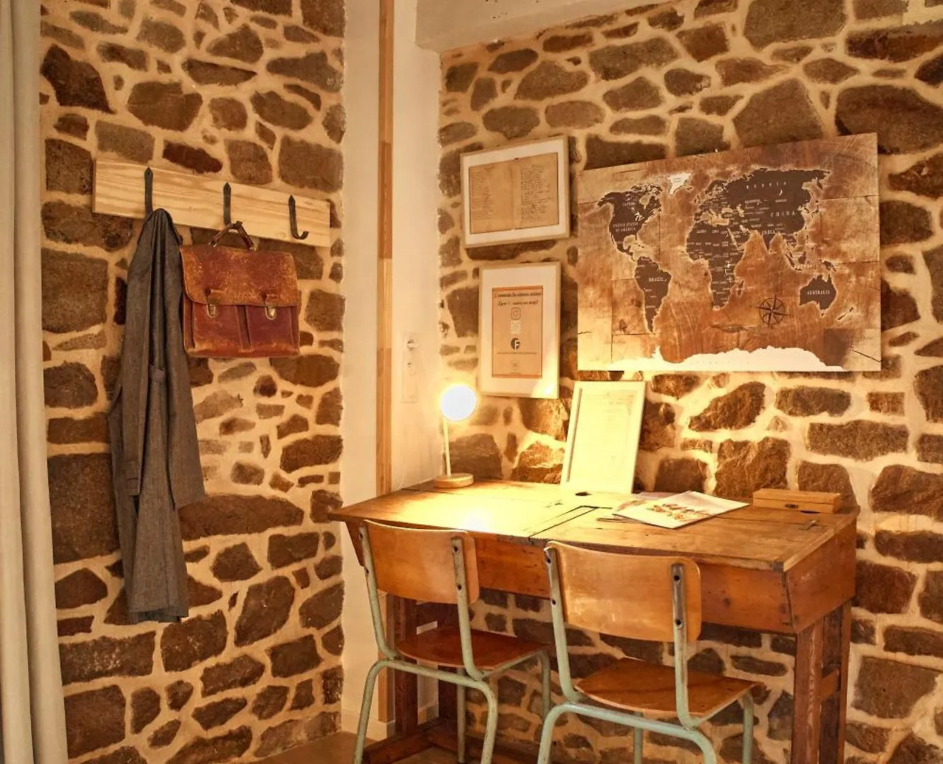 Holiday home Ker Adele, Longere Cosy Au Coeur D'Un Bois Villa Ploerdut France